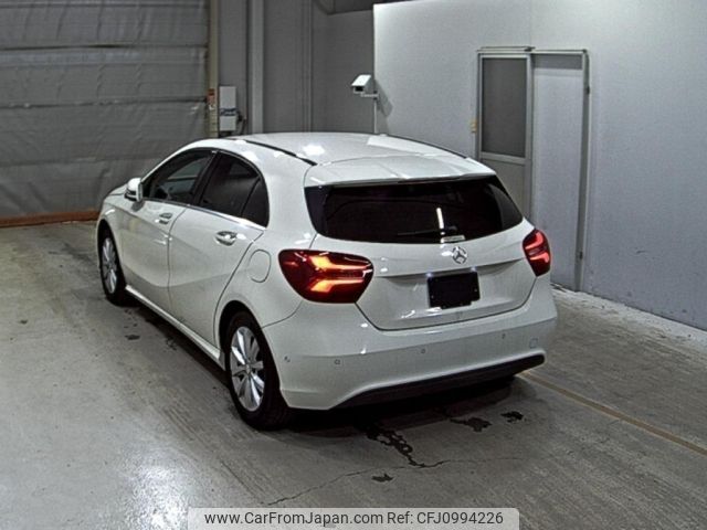 mercedes-benz a-class 2017 -MERCEDES-BENZ--Benz A Class 176042-WDD1760422V174684---MERCEDES-BENZ--Benz A Class 176042-WDD1760422V174684- image 2