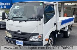 hino dutro 2012 CFJ1706907