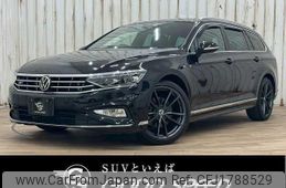 volkswagen passat-variant 2021 CFJ1788529