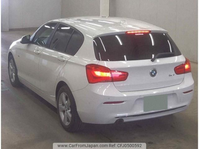 bmw 1-series 2016 quick_quick_DBA-1R15_WBAVR52010V746476 image 2