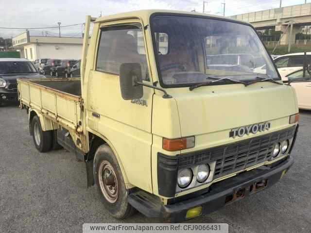 toyota dyna-truck 1983 -TOYOTA--Dyna BU22--004925---TOYOTA--Dyna BU22--004925- image 1