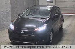 toyota aqua 2022 CFJ1816731