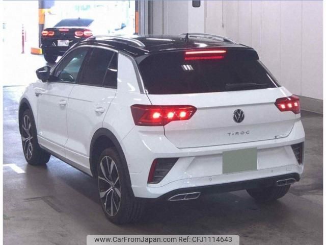 volkswagen t-roc 2023 quick_quick_3DA-A1DFF_WVGZZZA1ZPV570327 image 2