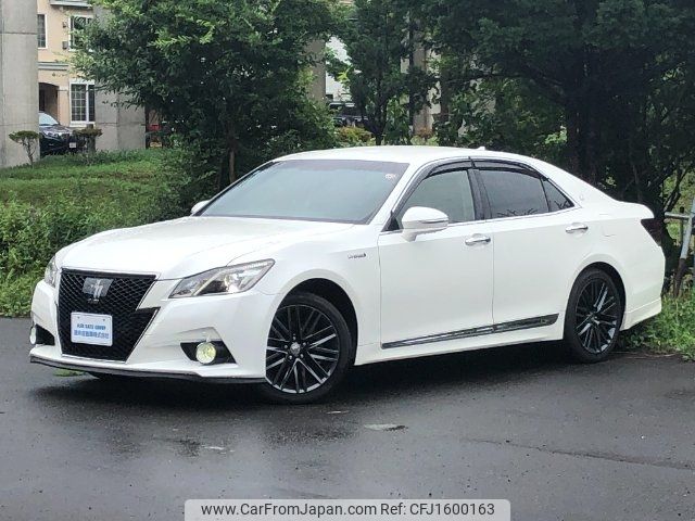 toyota crown 2014 CFJ1600163 image 1