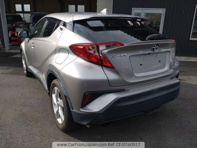 toyota c-hr 2017 -TOYOTA--C-HR DAA-ZYX10--ZYX10-2069776---TOYOTA--C-HR DAA-ZYX10--ZYX10-2069776- image 2