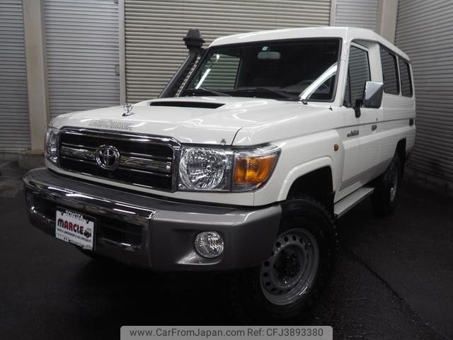 2018 Toyota Land Cruiser 70 -GRJ76K- 4WD - Car Price $54,316