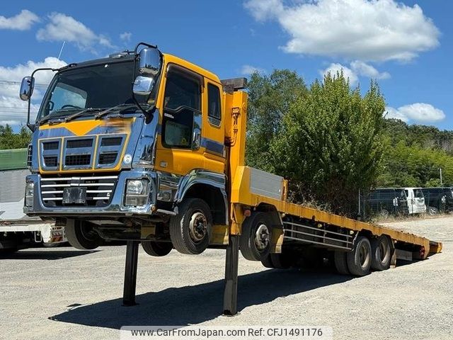 isuzu giga 2012 CFJ1491176 image 1