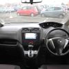 nissan serena 2011 G00231 image 7