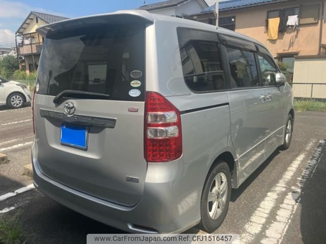 toyota noah 2010 CFJ1516457 image 2