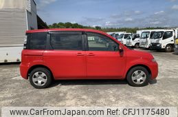 toyota sienta 2012 NIKYO_XL46247