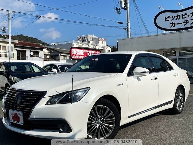 toyota crown 2014 -TOYOTA--Crown DAA-AWS210--AWS210-6070373---TOYOTA--Crown DAA-AWS210--AWS210-6070373- image 1