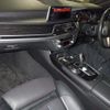 bmw 7-series 2018 quick_quick_CBA-7A44_WBA7A82080G815798 image 3