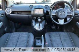 mazda demio 2010 504928-926390