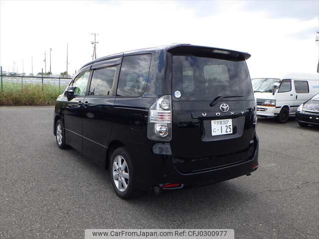 toyota voxy 2008 NIKYO_HW86209 image 1