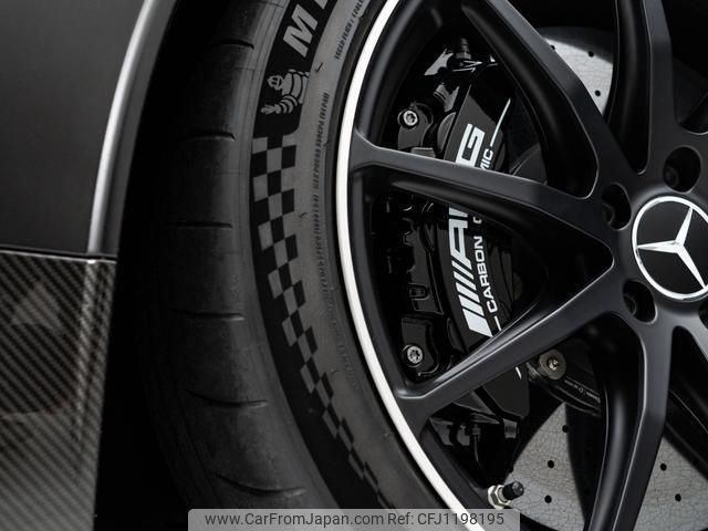 mercedes-benz amg-gt 2022 quick_quick_FUMEI_W1K1903811A043219 image 2