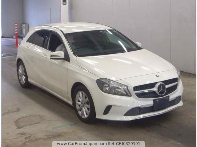 mercedes-benz a-class 2017 quick_quick_DBA-176042_WDD1760422V196932 image 1