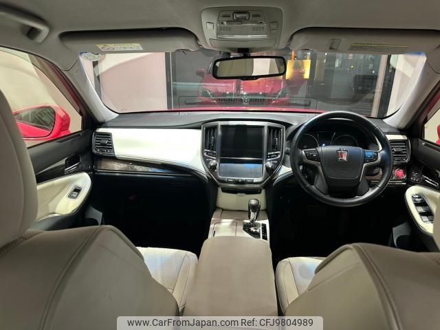 toyota crown-hybrid 2013 quick_quick_DAA-AWS210_DAA-AWS210 image 2