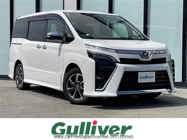 toyota voxy 2019 -TOYOTA--Voxy DBA-ZRR80W--ZRR80-0527013---TOYOTA--Voxy DBA-ZRR80W--ZRR80-0527013- image 1
