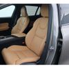volvo v60 2022 CFJ1770753 image 12