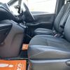 toyota noah 2018 quick_quick_DAA-ZWR80W_ZWR80-0318014 image 11
