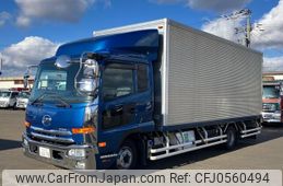 car_e2b4652d-cb85-4a72-af98-