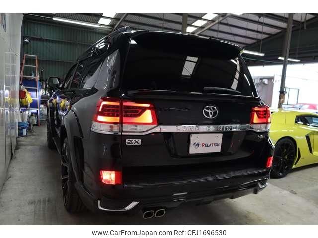 toyota land-cruiser 2017 CFJ1696530 image 2