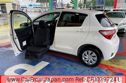 toyota vitz 2017 CFJ0397241