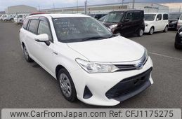 toyota corolla-fielder 2018 23757