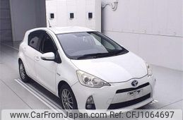toyota aqua 2012 -TOYOTA--AQUA NHP10--2050823---TOYOTA--AQUA NHP10--2050823-