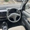 mitsubishi town-box 2002 CFJ1786281 image 16