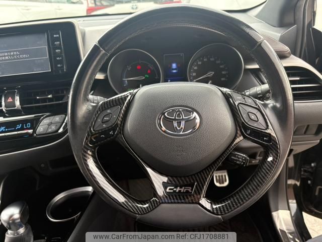 toyota c-hr 2017 CFJ1708881 image 2