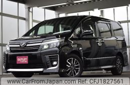 toyota voxy 2017 CFJ1827561