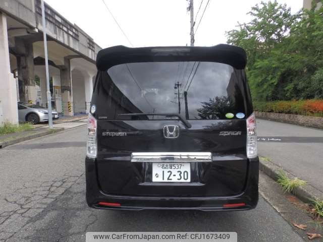 honda stepwagon 2012 CFJ1673409 image 2