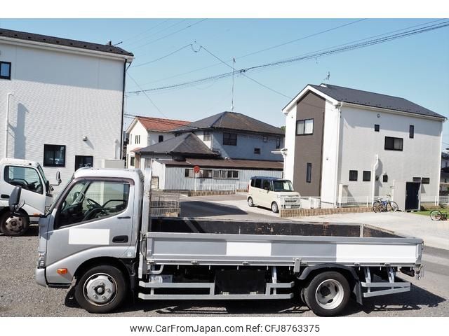 hino dutro 2019 GOO_NET_EXCHANGE_0403477A30230710W008 image 2