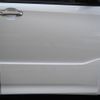 toyota noah 2018 GOO_JP_700100243030230304004 image 14