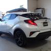 toyota c-hr 2022 quick_quick_6AA-ZYX11_ZYX11-2051869 image 2