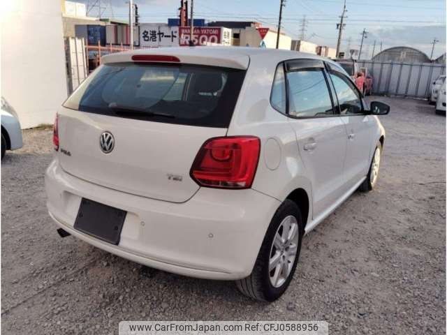 volkswagen polo 2010 -VOLKSWAGEN--VW Polo DBA-6RCBZ--WVWZZZ6RZAU043623---VOLKSWAGEN--VW Polo DBA-6RCBZ--WVWZZZ6RZAU043623- image 2