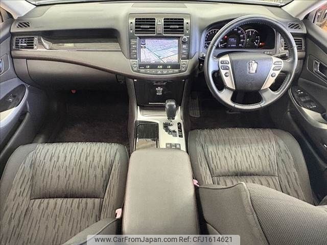 toyota crown 2010 CFJ1614621 image 2