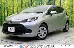 toyota aqua 2022 -TOYOTA--AQUA 6AA-MXPK11--MXPK11-2057730---TOYOTA--AQUA 6AA-MXPK11--MXPK11-2057730-