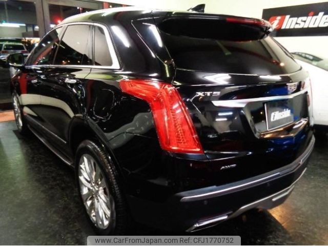cadillac xt5 2017 CFJ1770752 image 2
