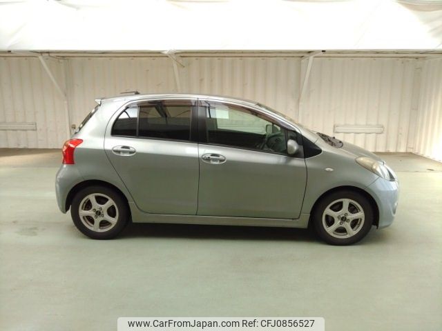 toyota vitz 2005 ENHANCEAUTO_1_ea296044 image 2