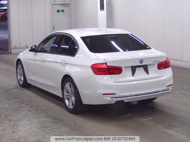 bmw 3-series 2017 quick_quick_LDA-8C20_WBA8C56090NU23920 image 2