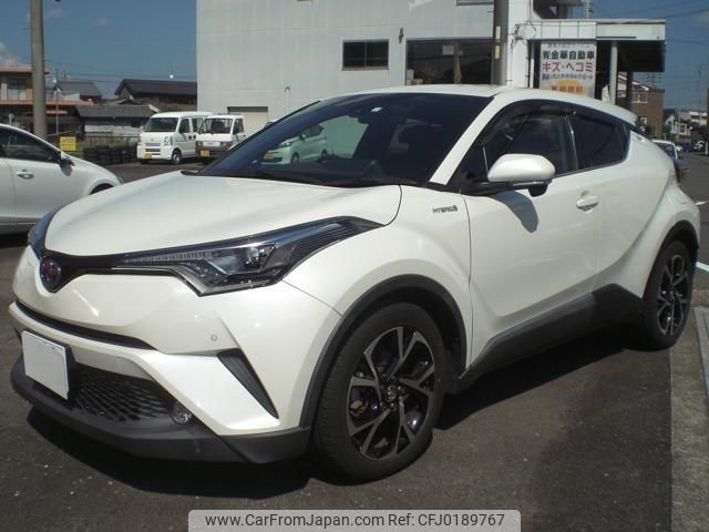 toyota c-hr 2017 quick_quick_DAA-ZYX10_ZYX10-2020255 image 1