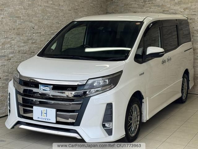 toyota noah 2018 CFJ1773963 image 2