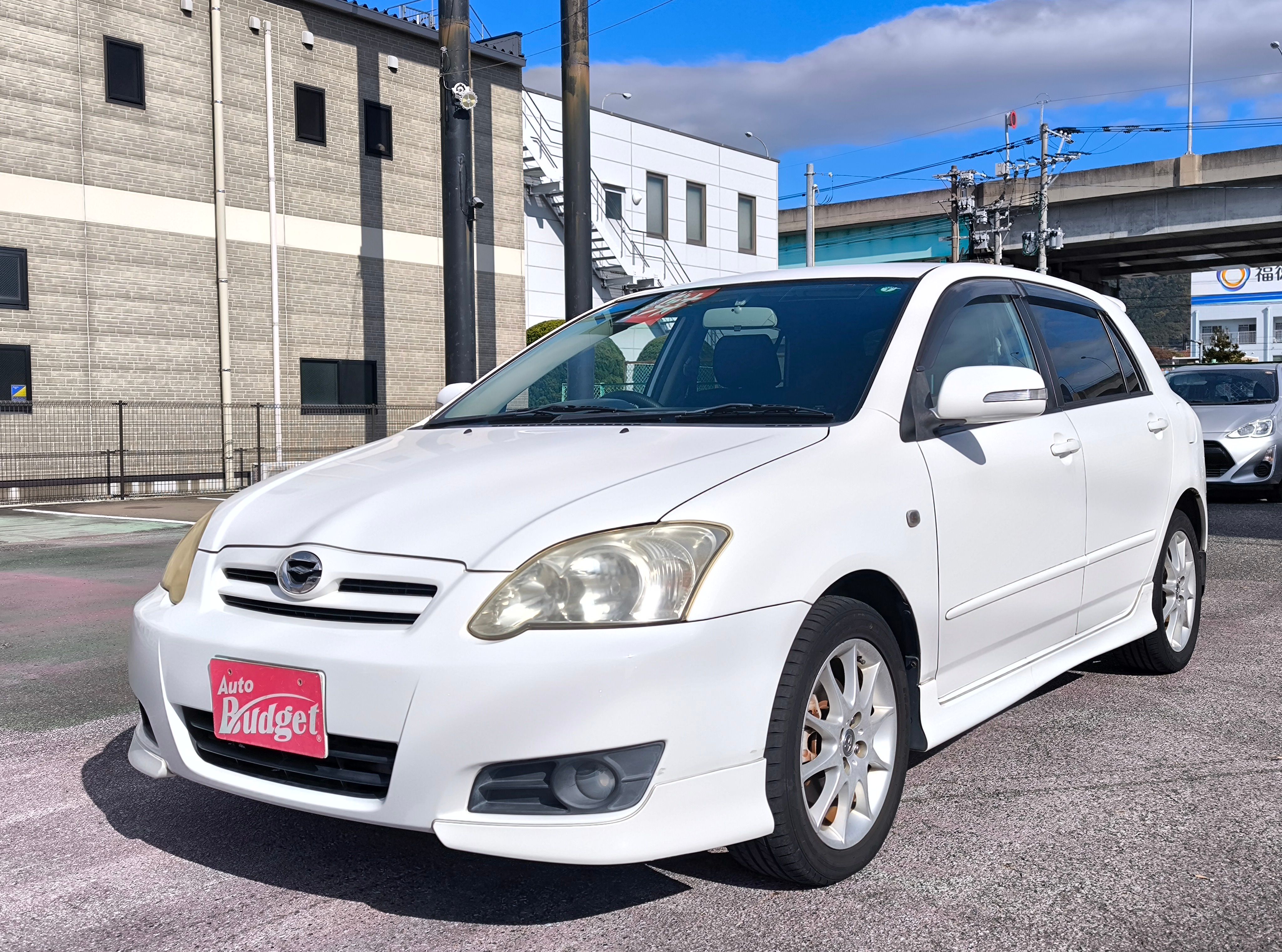 2004 Toyota Corolla Runx TA-ZZE123 2WD - Car Price $3,000