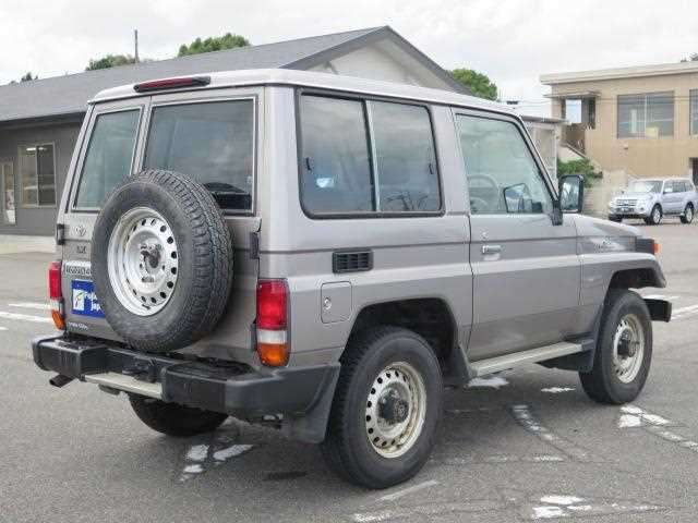 2000 Toyota Landcruiser 70 HZJ71V 4WD - Car Price $25,500