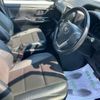 toyota noah 2018 CFJ1568323 image 6