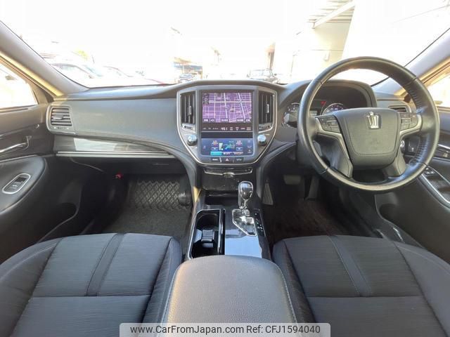 toyota crown 2013 CFJ1594040 image 2