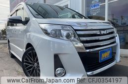 toyota noah 2015 GOO_JP_700030018430241021001