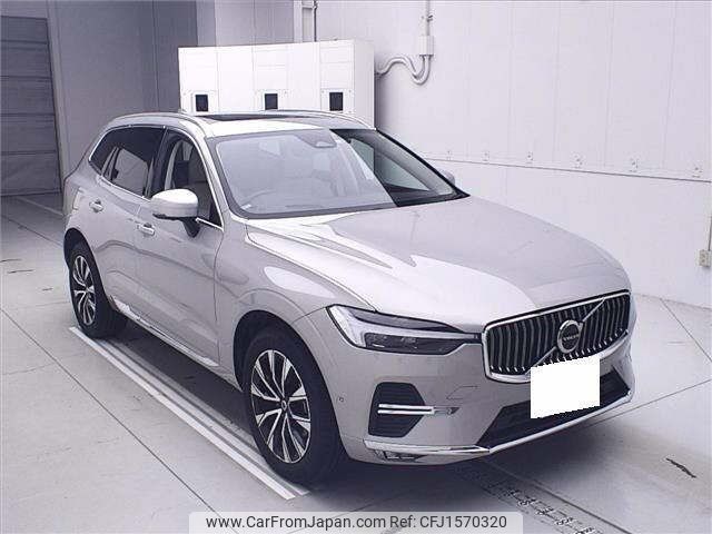 volvo xc60 2022 CFJ1570320 image 1